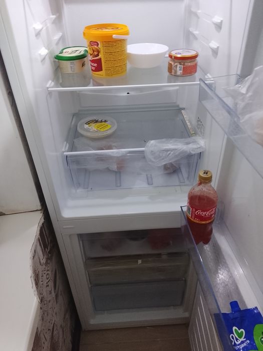 Продам Холодильник Беко!