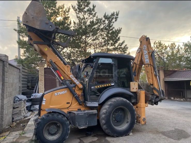 Услуги экскаватор-погрузчик 3 / 1