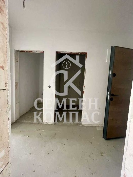 Двустаен апартамент в Коматево с акт 16