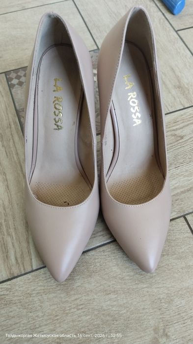 Женский туфли 40 и 37 размеров
