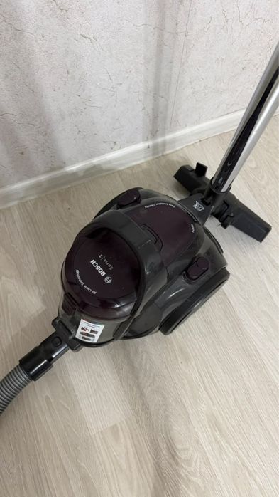 Продам пылесос BOSCH