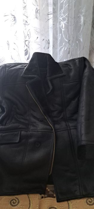 Продам мужскую дубленку