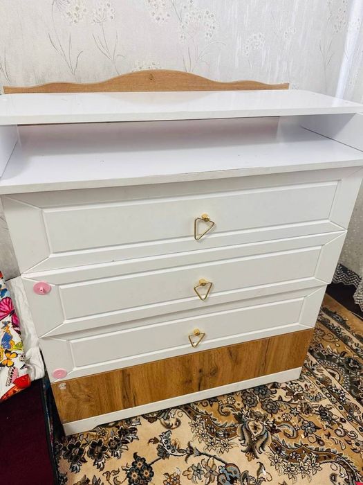 Детский кровать .