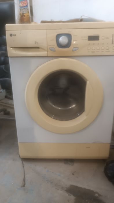 Продается стиральная машина