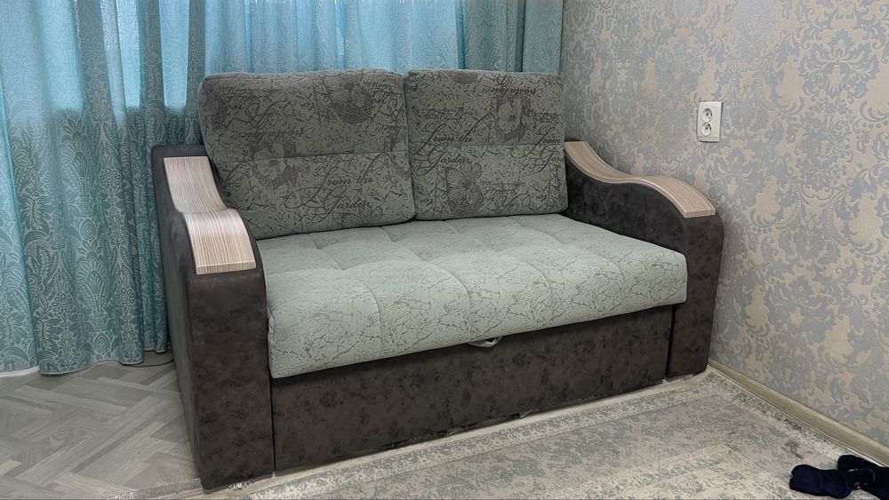 Продам мягкий уголок. Срочно!