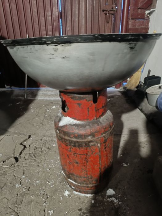 Продам аллюминиевый казан.