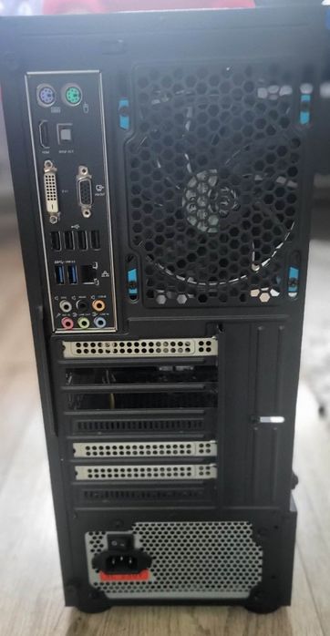 Vand pc fara placa video si hard disc