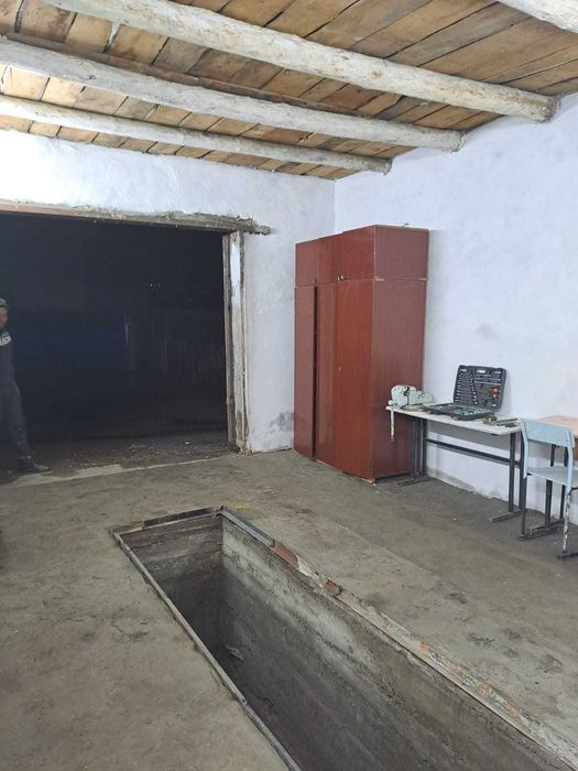Сдам в аренду 2 гаража