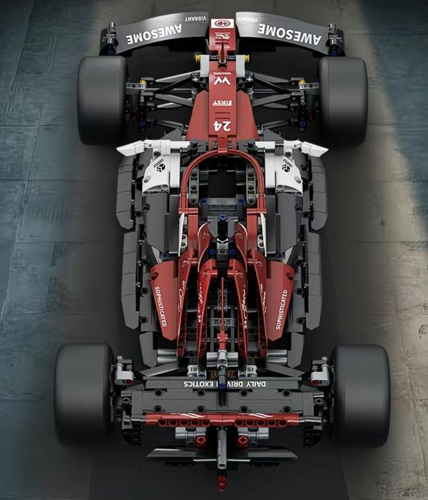 Конструктор лего Формула 1 Alfa Romeo