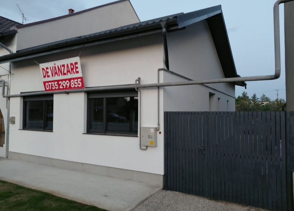 Se vinde casă individuală - str Făgetului
