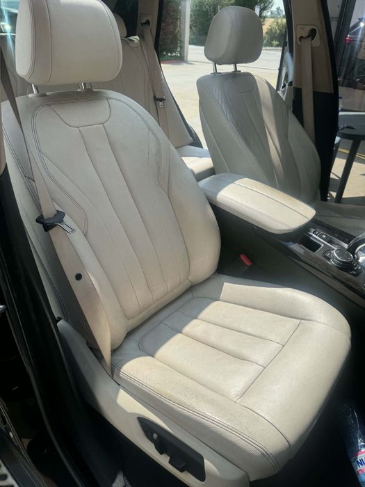 Салон за BMW F15