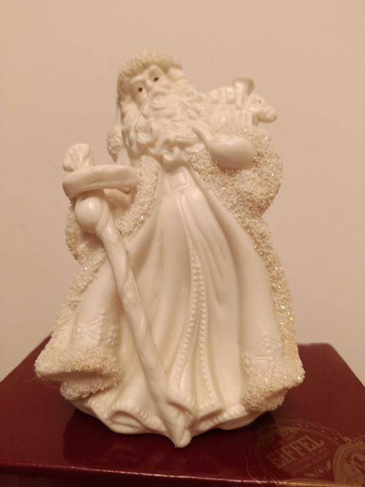 Продам статуэтку Деда Мороза