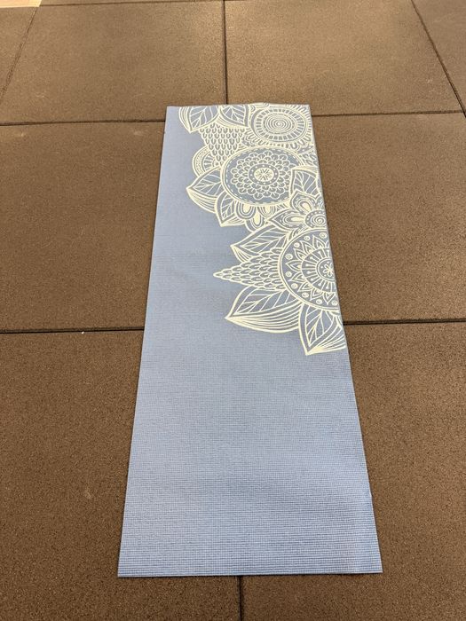 Постелки за йога, пилатес