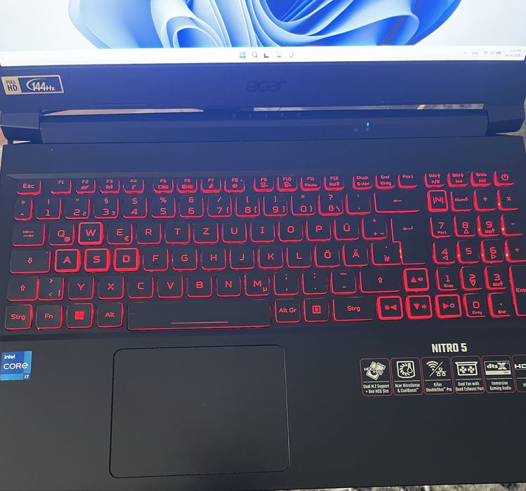 Laptop Gaming Acer Nitro 5 i7-11800H / RTX 3050 Ti / 64GB RAM / 144Hz – Configurație RARĂ, Upgrade MAX