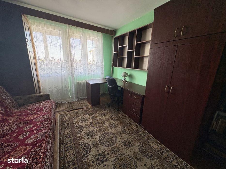 Apartament trei camere ,str Lapusului ,Iosia