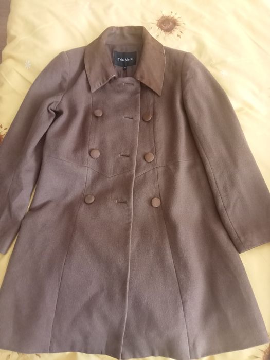 Елегантно, дамско палто