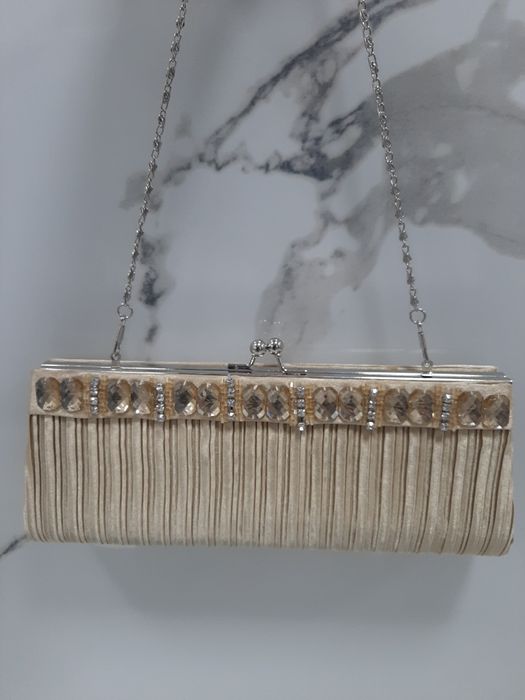 Официална чанта!