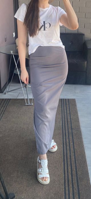 Продаю юбку серую