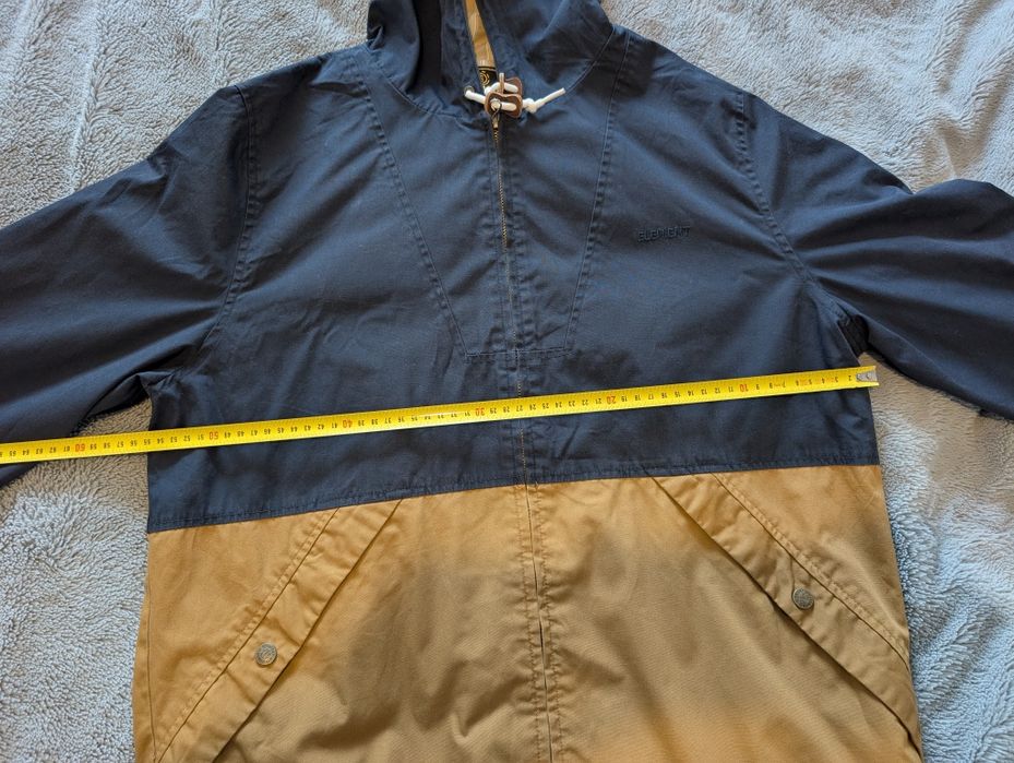 Vând geaca primăvară Element mărimea L