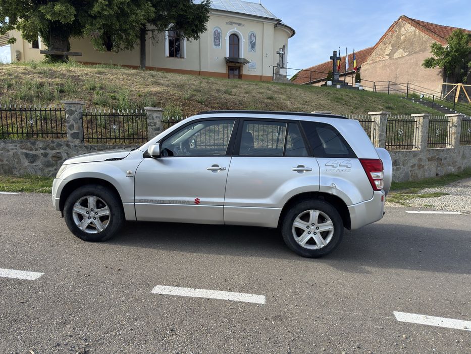 SUZUKI Grand Vitara 2009 — imagine 3