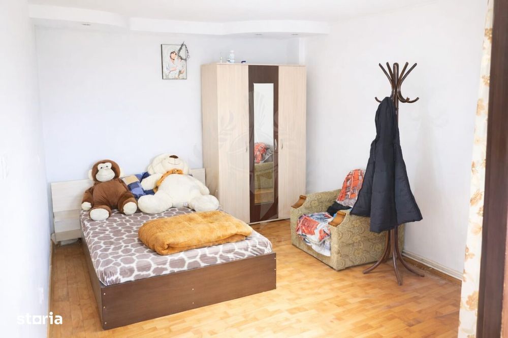 //Casa De Vanzare // Strejnic//