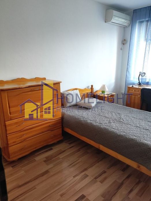 Тристаен апартамент в кв. Редута