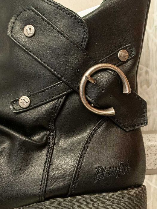 Дамски боти номер 36