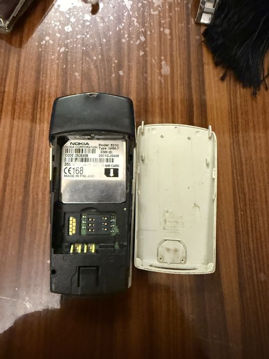 Телефон Nokia 8310