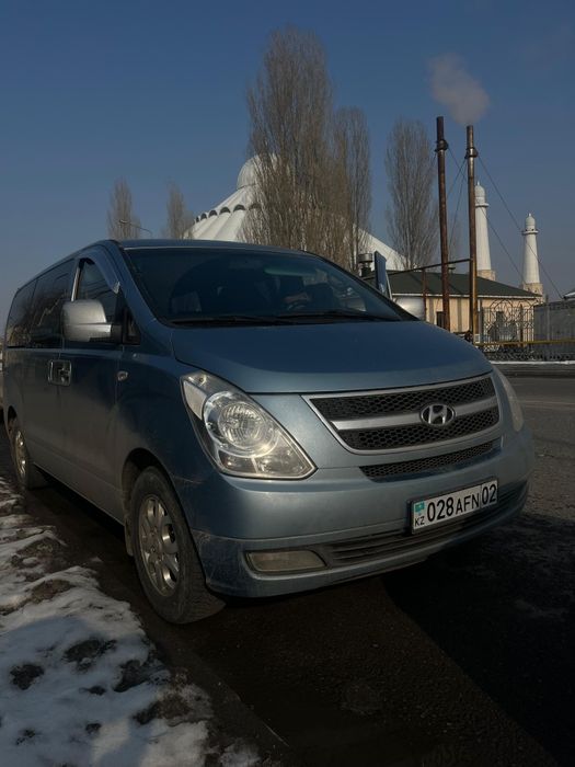 Водитель на своей авто машине