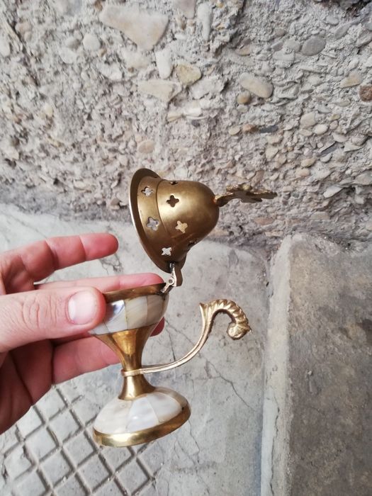 Старо кандило, Разглобяемо, бронзово кандило с кръст , кадило, тамянни