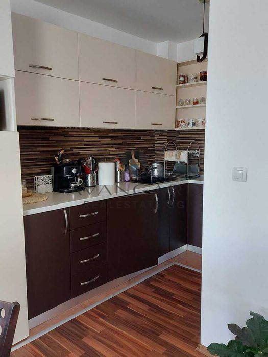 Продава се Тристаен апартамент в с. Марково, Област Пловдив - 105 кв.м за 1934 €/кв.м - Снимка #1