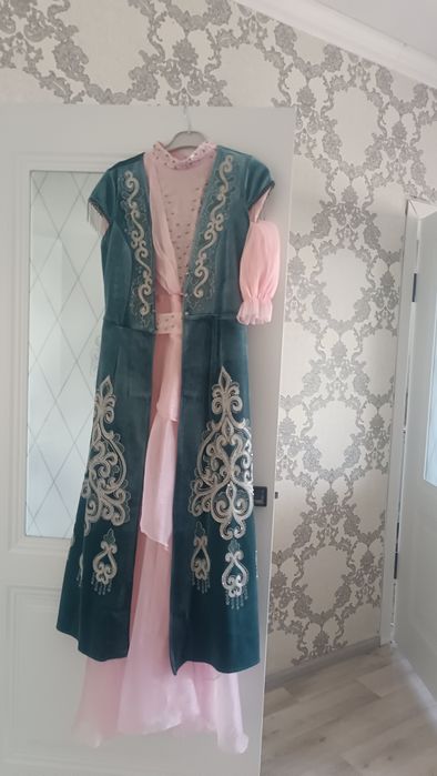 Платье разные.10000