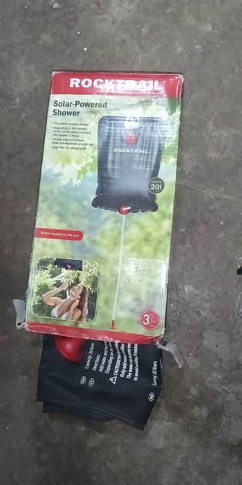 Echipament camping,  saltele, șezlonguri, sac de dormit, dus solar