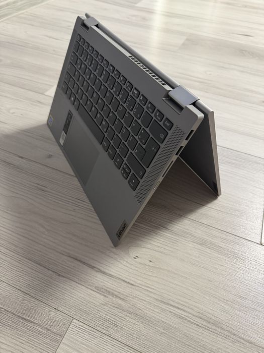 Lenovo IdeaPad Flex 5 14” Touchscreen, 2 în 1, SSD, Windows 11