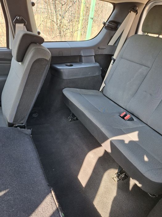 Dacia Logan 1.6 MPI 7 locuri