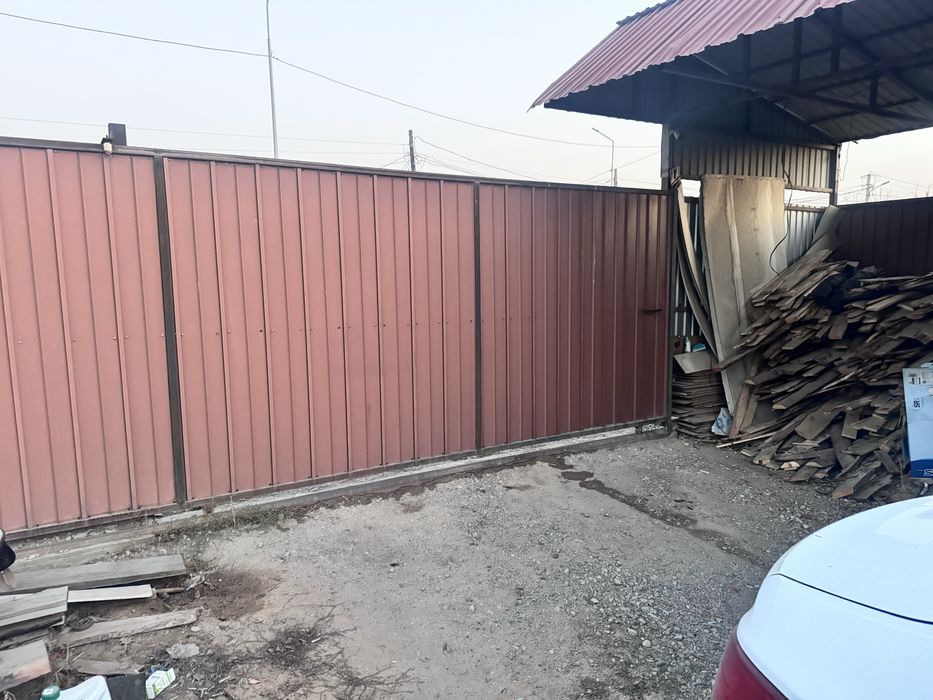 Продам дом барачного типа байсерке