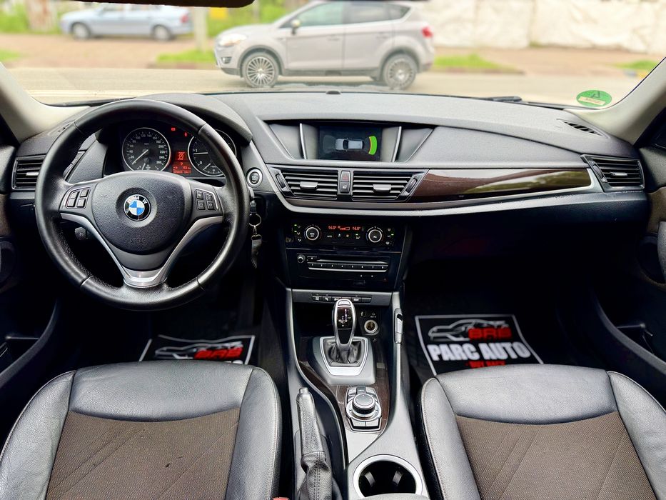 • Bmw X1 2014 Facelift - 2.0 Diesel - Automat - Parc Auto / RATE / Garantie •