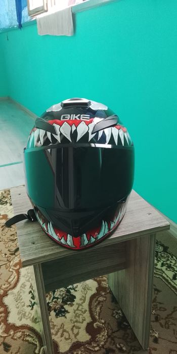 продам мотошлем