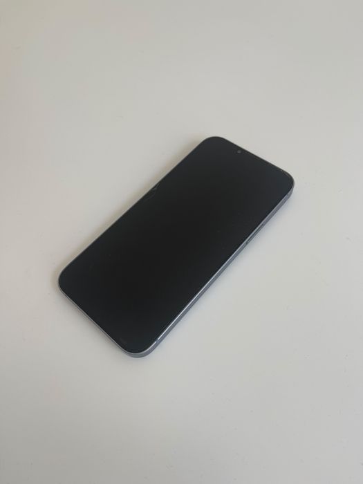 iPhone 14 плюс голубой