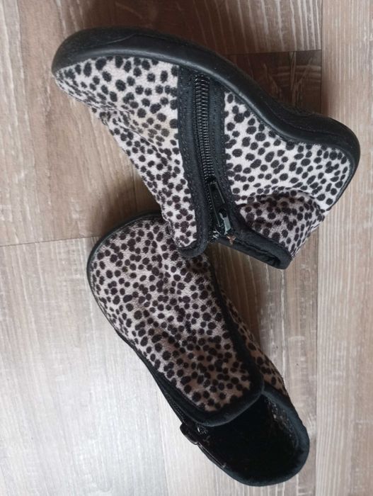 Детски пантофи за вкъщи