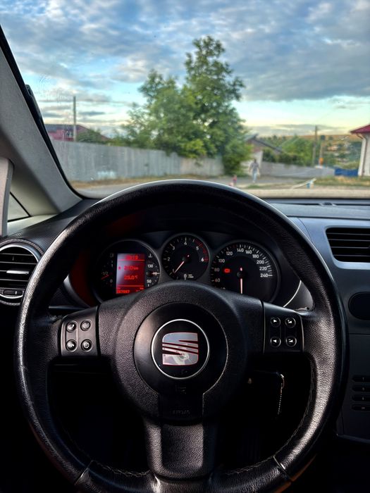 Vand seat leon.