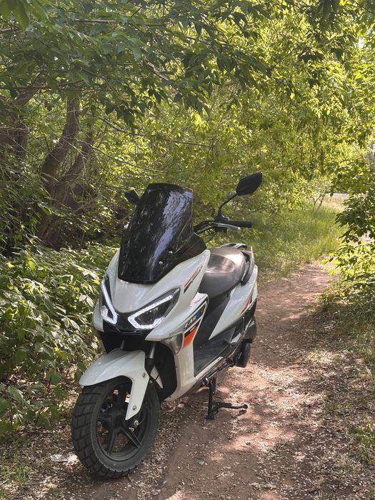 Скутер LI-YA 175cc