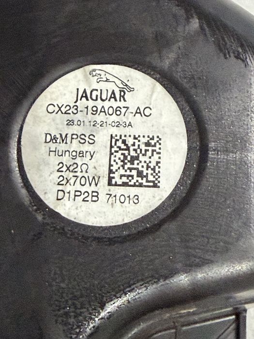 Subwoofer Jaguar XF x250 ideal
