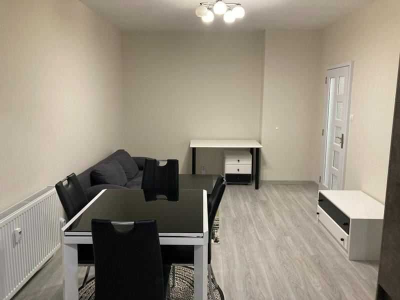 Дава се под наем Двустаен апартамент в София, Младост 2 - 66 кв.м за 443.7 € - Снимка #3