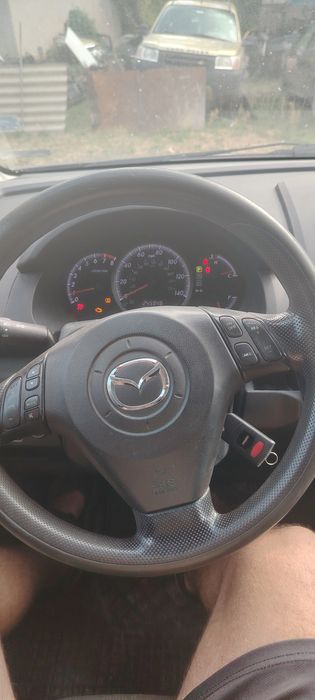 Продавам Мазда 5 2.2бензин на Части