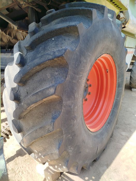 Claas mega 204 old shinasi sotiladi !