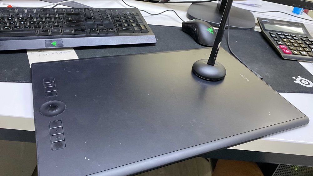Графический планшет Wacom Intuos Pro L 2 (PTH-860)