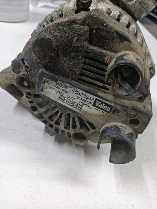 Alternator Fiat Doblo Cargo 223_ 2000 - > 1.9 Jtd 223 A7.000, 223
