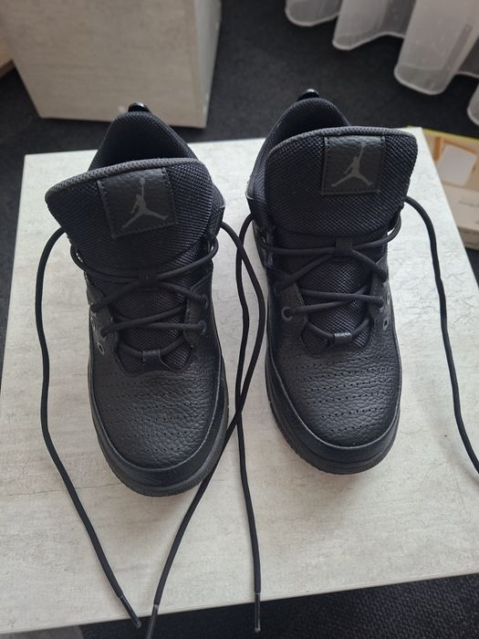 Nike Jordan negri, mărimea  36