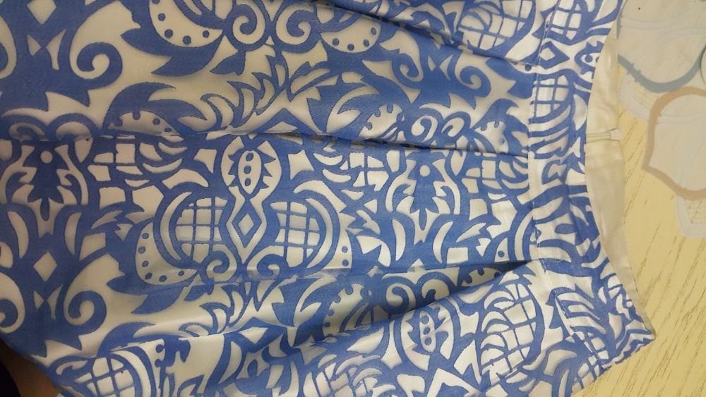 Юбка миди.  Праздничная.  Новая